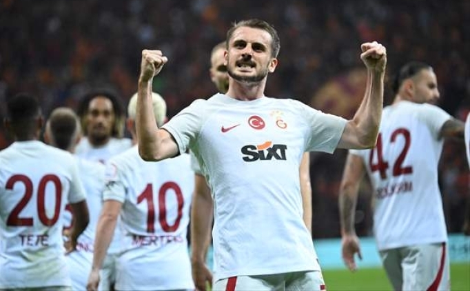 Ali Sami Yen Spor Kompleksi'ndeki 300. ma Beikta derbisi