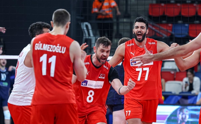 Filenin Efeleri �eyrek final i�in parkeye ��k�yor