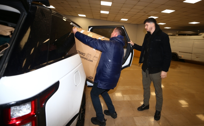 Yard�m kampanyas�nda malzemeler toplan�yor