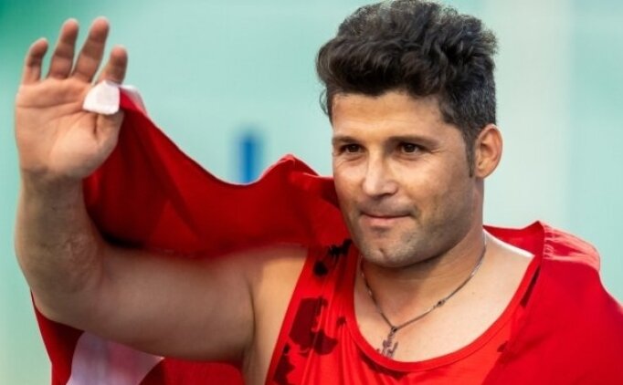 Milli sporcu Muhammet Khalvandi'den g�m�� madalya
