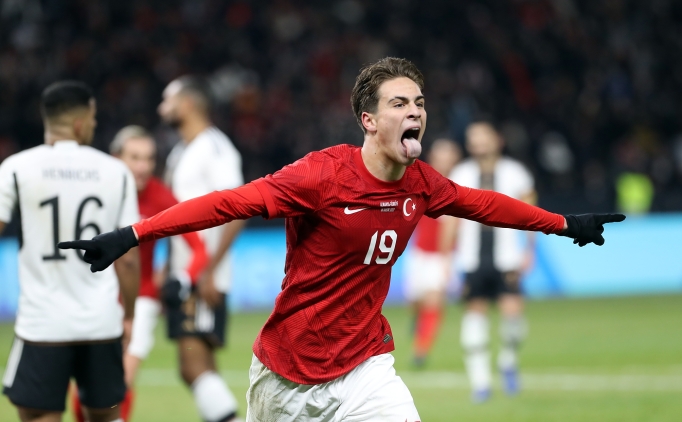 Kenan Y�ld�z i�in fla� a��klama: 'Allah'tan g�nderildiler!'