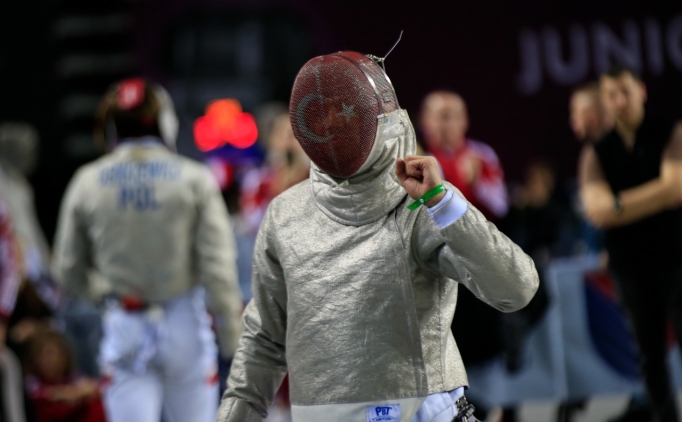 Eskrimde Gen�ler K�l�� D�nya Kupas� sona erdi