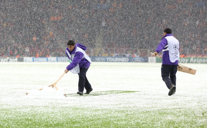 Galatasaray-Trabzonspor ma�� �ncesi panik!