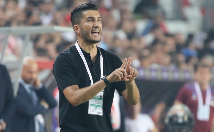 Antalyaspor'dan kale ve orta sahaya takviye