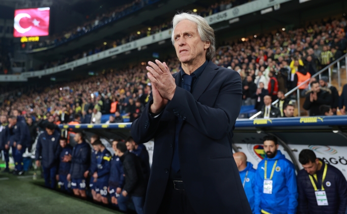 Jorge Jesus k�rm�z� kart g�rd�! Derbide yok