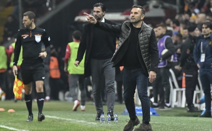 Galatasaray'da Okan Buruk fark�!