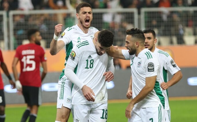 Afrika Uluslar Kupas�'da Cezayir'den 3 puanla a��l��