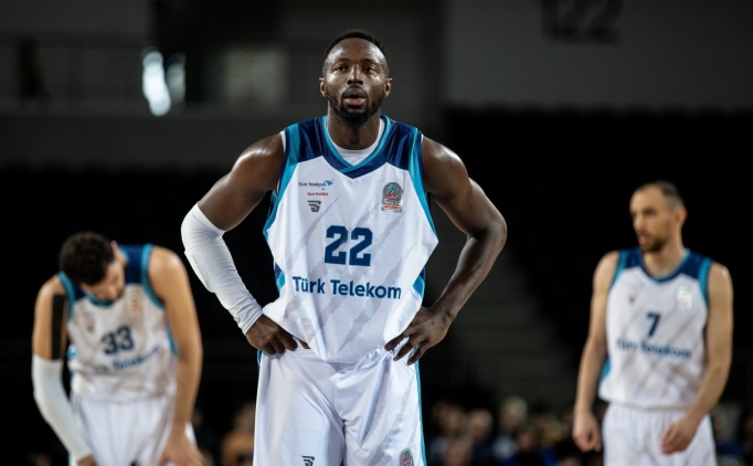 T�rk Telekom, Bursaspor'u farkl� ge�ti