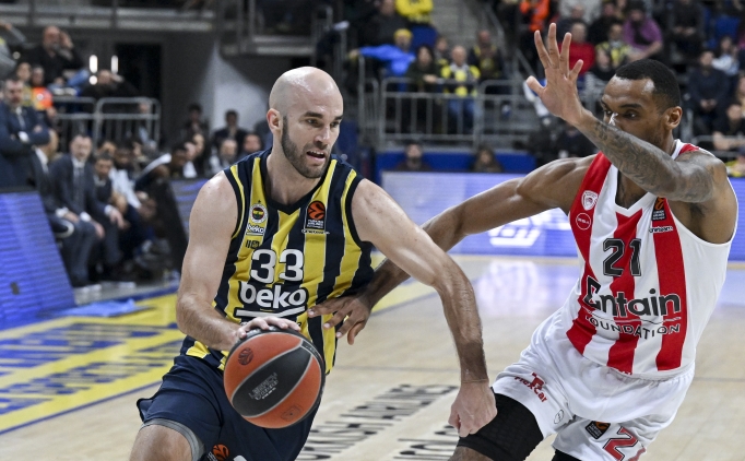 Fenerbah�e Beko, evinde Olympiakos'a yenildi