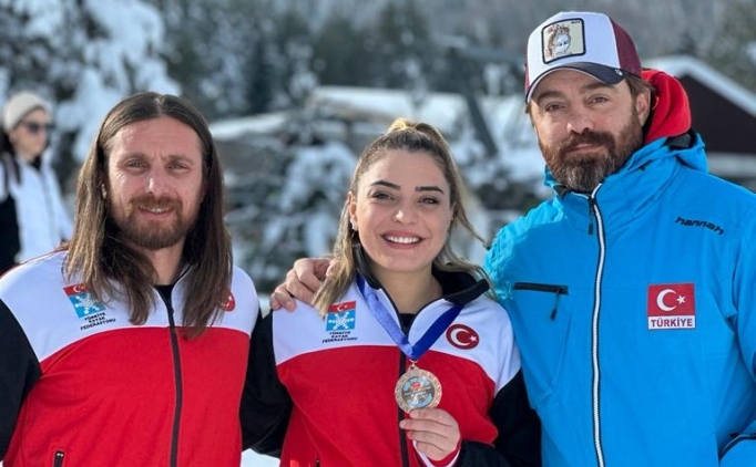 Milli kayak��dan Bosna Hersek'te bronz madalya!