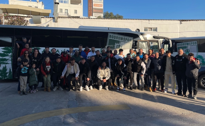 Bodrumsporlu futbolcular ve teknik heyetten deprem b�lgesine yard�m