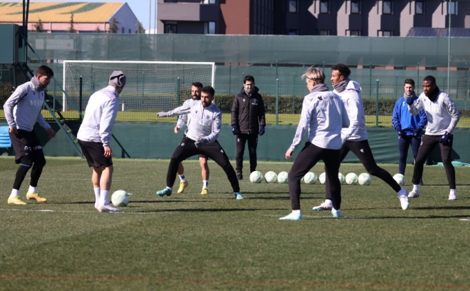 Trabzonspor, Basel ma�� haz�rl�klar�n� s�rd�r�yor