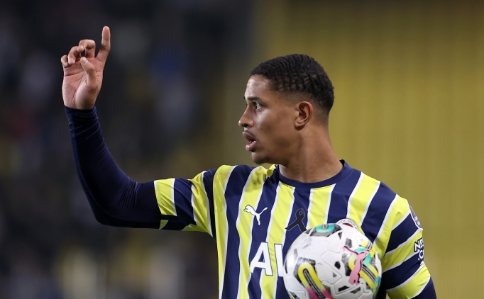 Jayden Oosterwolde ilk 11'de