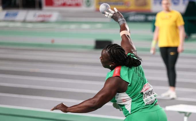 Kad�nlar g�lle atmada Auriol Dongmo, alt�n madalya kazand�