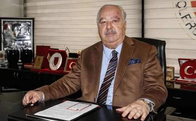 'Eskiden Galatasarayl�yd�m ama y�llard�r 'Gen�lerbirlikliyim' 