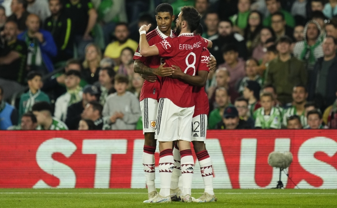 Manchester United, Federasyon Kupas�'n�n yar� finalinde