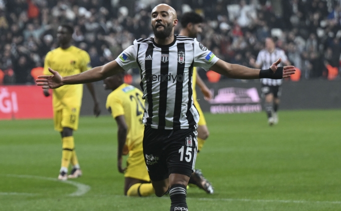 Beikta'ta 3 futbolcu iin karar verildi!