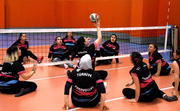 ��te oturarak voleybolda millilerin hedefi!