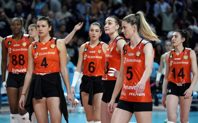 Eczac�ba�� final i�in Igor Gorgonzola'y� a��rl�yor