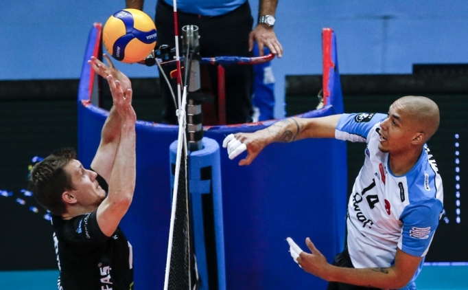 Efeler Ligi'nde normal sezon tamamland�