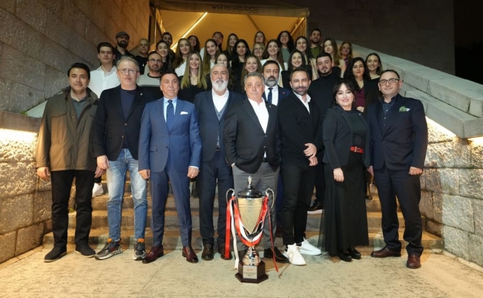 Beikta'n ampiyon voleybolcular iin iftar dzenlendi