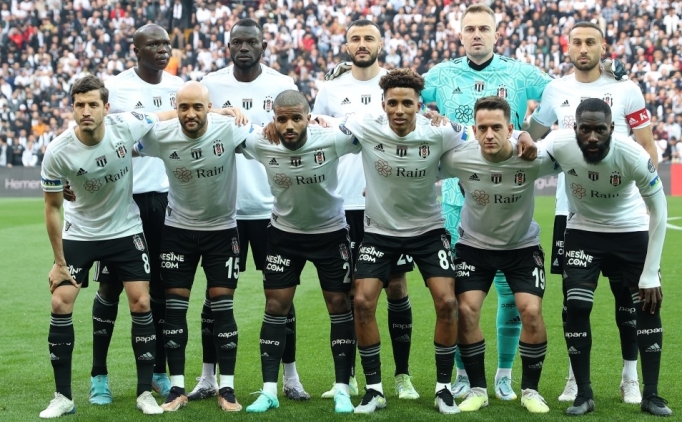 Be�ikta�'�n Adana Demirspor ma�� kafilesi belli oldu