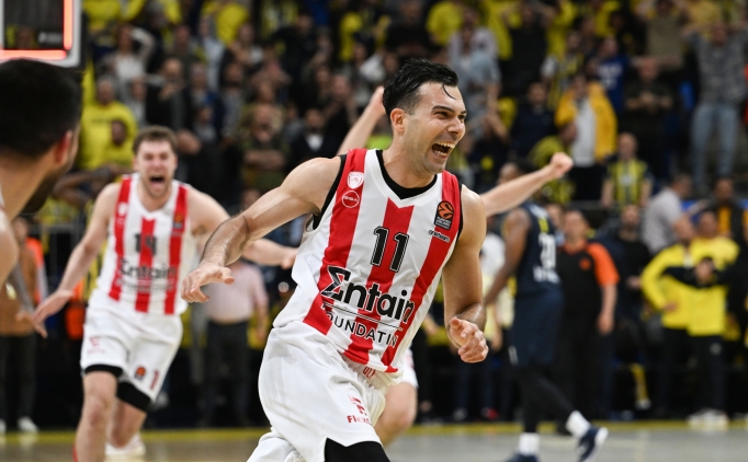 Kostas Sloukas: 'Fenerbah�e bizi �ok zorlad�'