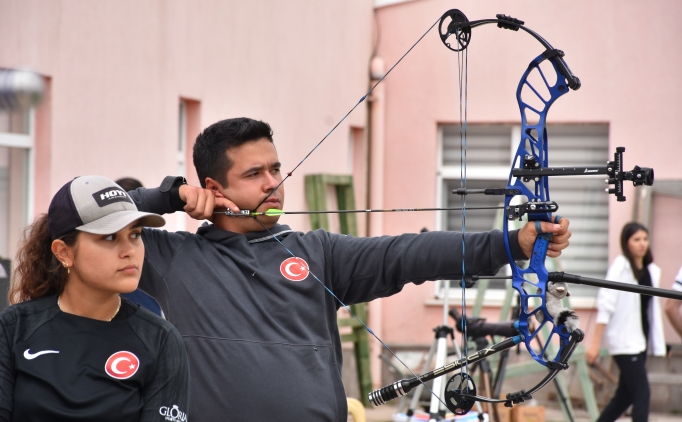 Makaral� Yay Milli Tak�m�'nda hedef, d�nya �ampiyonlu�u