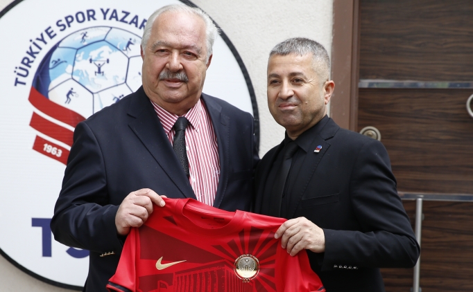 Genlerbirlii Bakan Akda: 'Baar Sper Lig'e kmaktr'