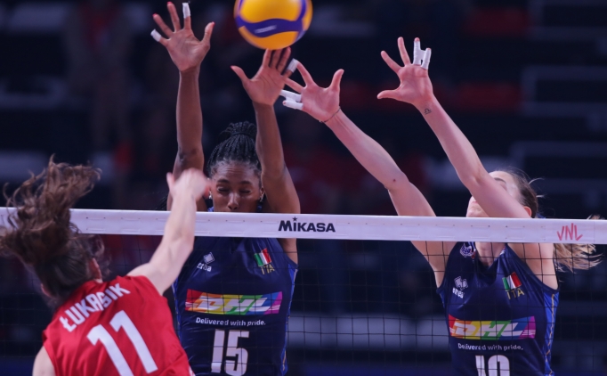 Polonya, �talya'y� 3-1 devirdi