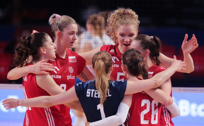 Polonya, S�rbistan'� yendi ve liderli�e y�kseldi!