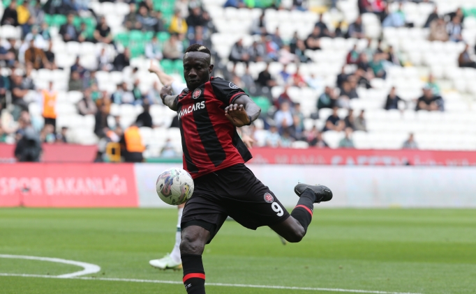 Fatih Karag�mr�k, ligdeki son ma��nda Kas�mpa�a'y� konuk edecek