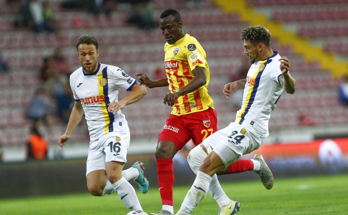 Yukatel Kayserispor'da Ba�kanvekili Nurettin A��kal�n, umut sa�t�