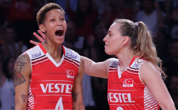 Filenin Sultanlar� ABD'ye tak�ld�