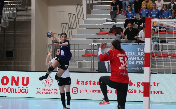 Hentbol Kad�nlar Ligi S�per Ligi Finali'nde Konyaalt� Belediyesi seriyi 2-1' getirdi