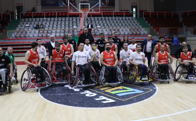 D�nya �ampiyonas�'nda �ampiyon T�rkiye