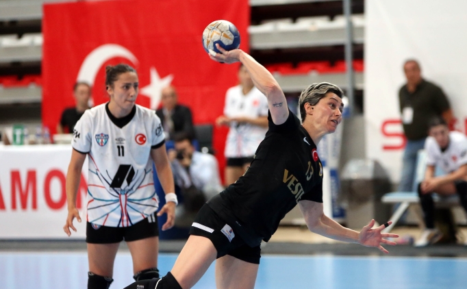 Hentbol Kad�nlar S�per Ligi'nde �ampiyon Kastamonu Belediyespor