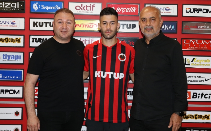 Gen�lerbirli�i, Erdal �zt�rk ile �n protokol imzalad�