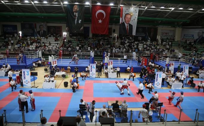 T�rkiye Kick Boks �ampiyonas�, Mardin'de ba�lad�