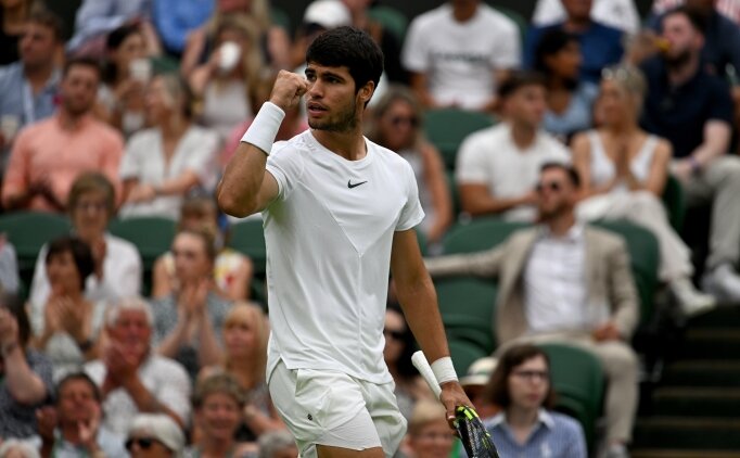 Wimbledon'da Alcaraz ve Sabalenka, 4. tura ��kt�
