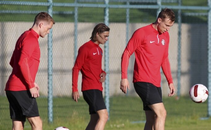 Antalyaspor'un 2. etap Erzurum kamp� ba�lad�