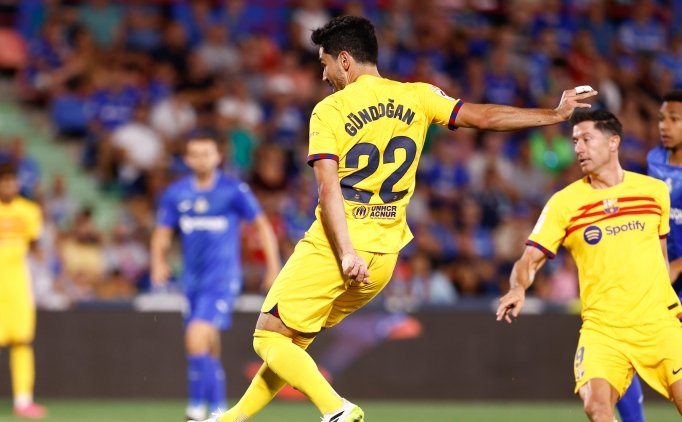 Barcelona, sezona puan kayb�yla ba�lad�