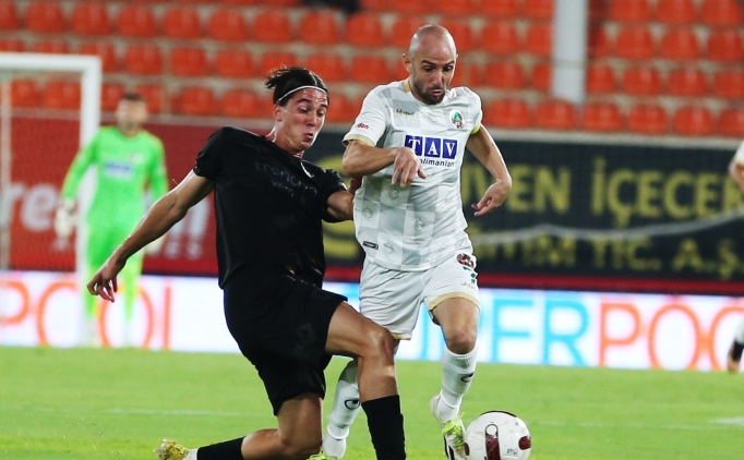 Alanya'da sessiz gece