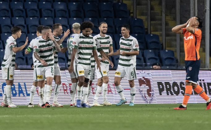 Konyaspor bir ilki baard! Baakehir aresiz kald