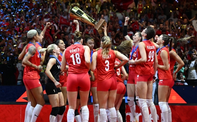 Elif �ahin: ''T�rk �nde, T�rk ileri''