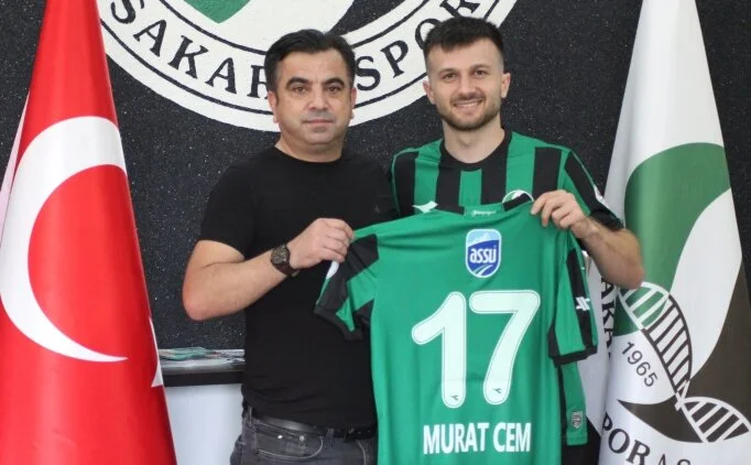 Sakaryaspor yeni transferini a��klad�
