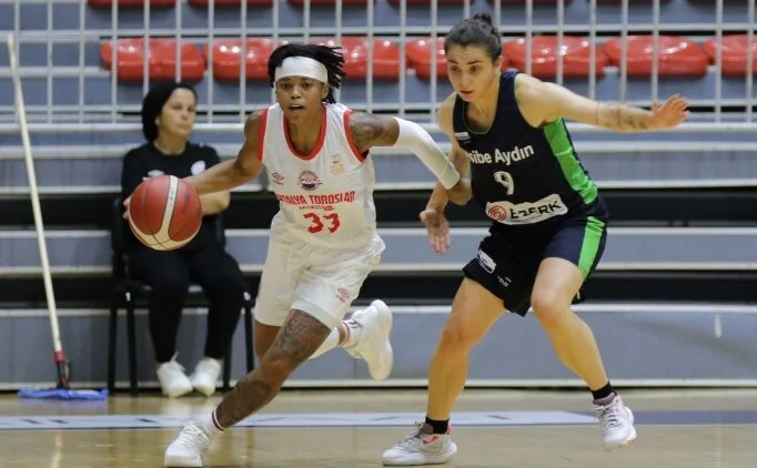 Antalya Toroslar lige galibiyetle ba�lad�