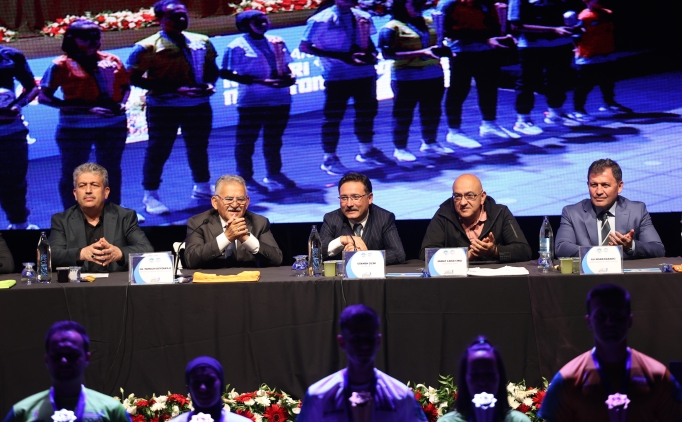 3. Uluslararas� Kayseri Yar� Maratonu'nun tan�t�m toplant�s� yap�ld�