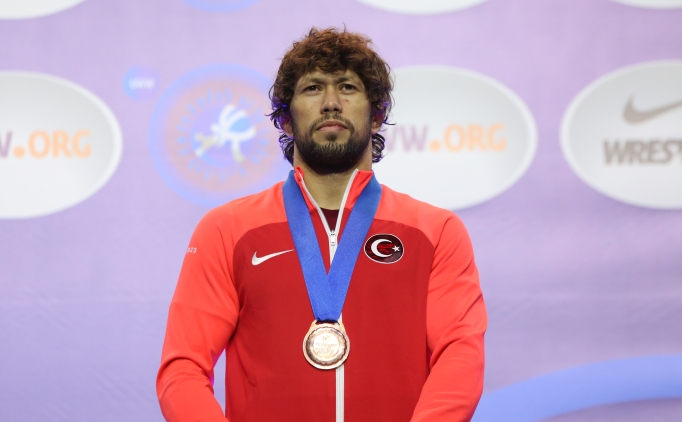 Sel�uk Can'dan D�nya �ampiyonas�'nda madalya