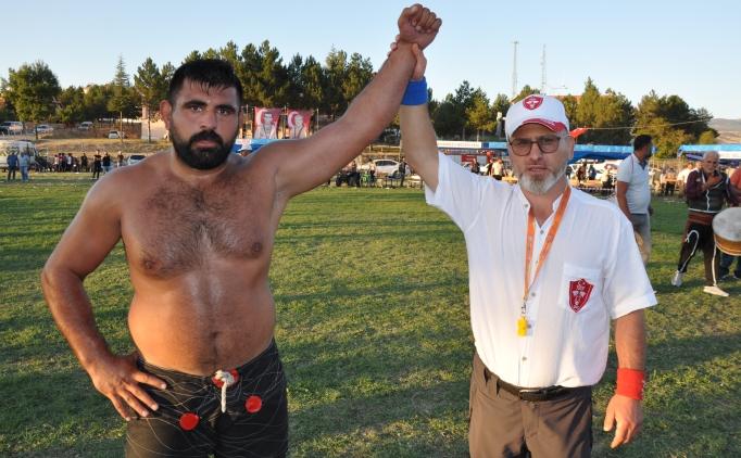 Bekir Erycel bapehlivan oldu